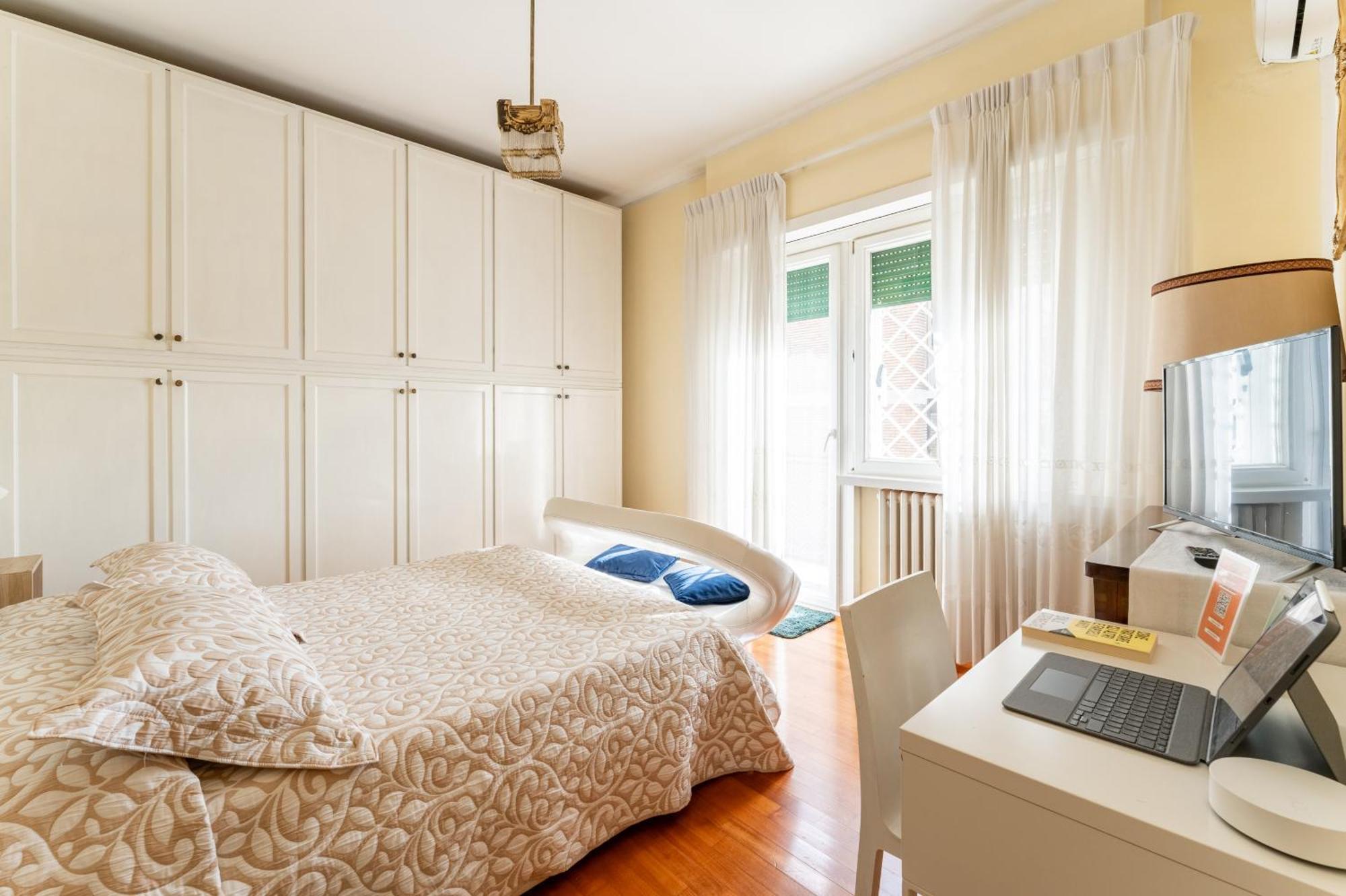 Colombo Penthouse Wi Fi Netflix Ac Hotel Rome Luaran gambar